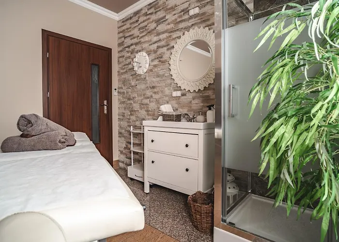 Bialy Dunajec & אתר נופש 4*